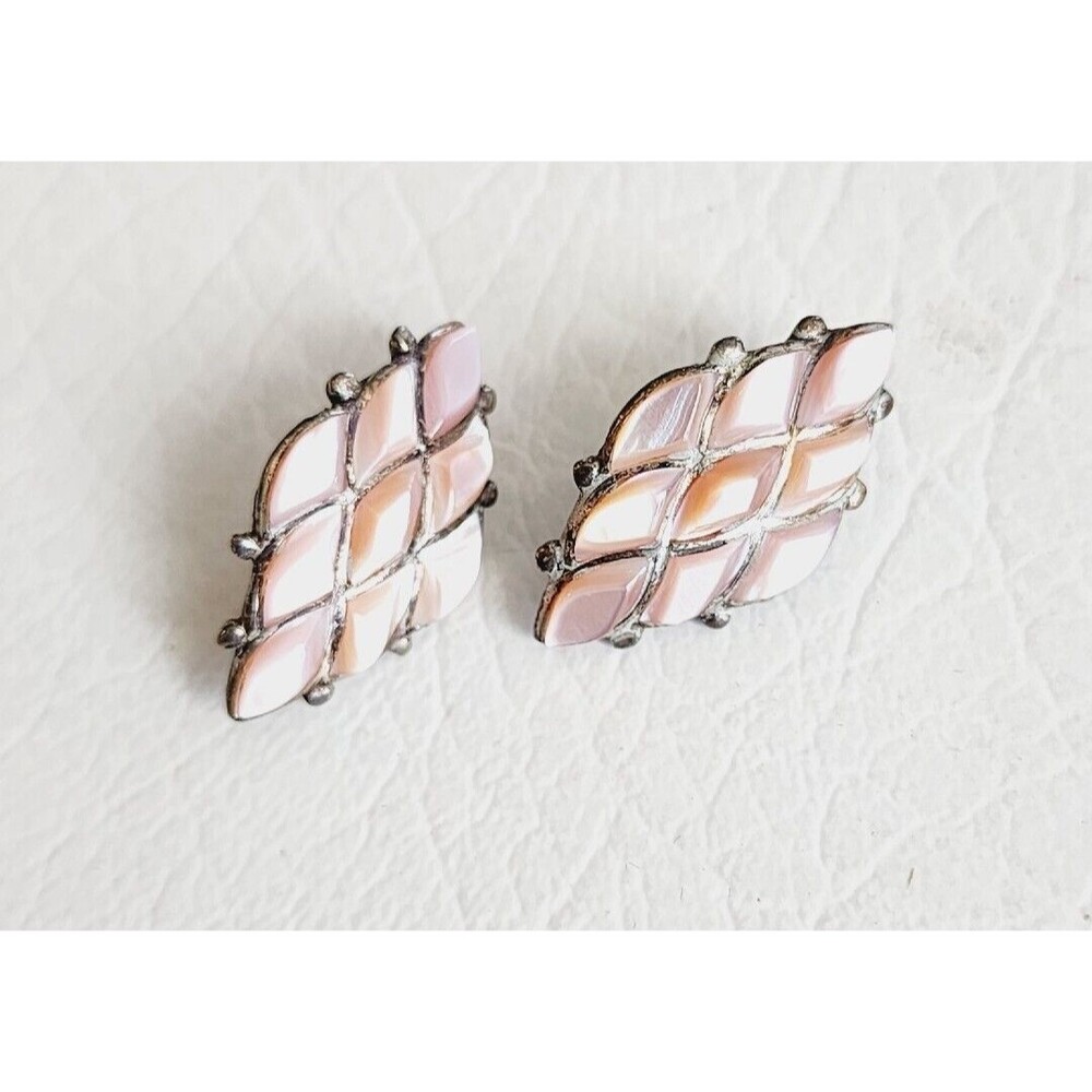 Zuni Vintage Sterling Silver Pink Mussel Shell Inlay Stud Earrings